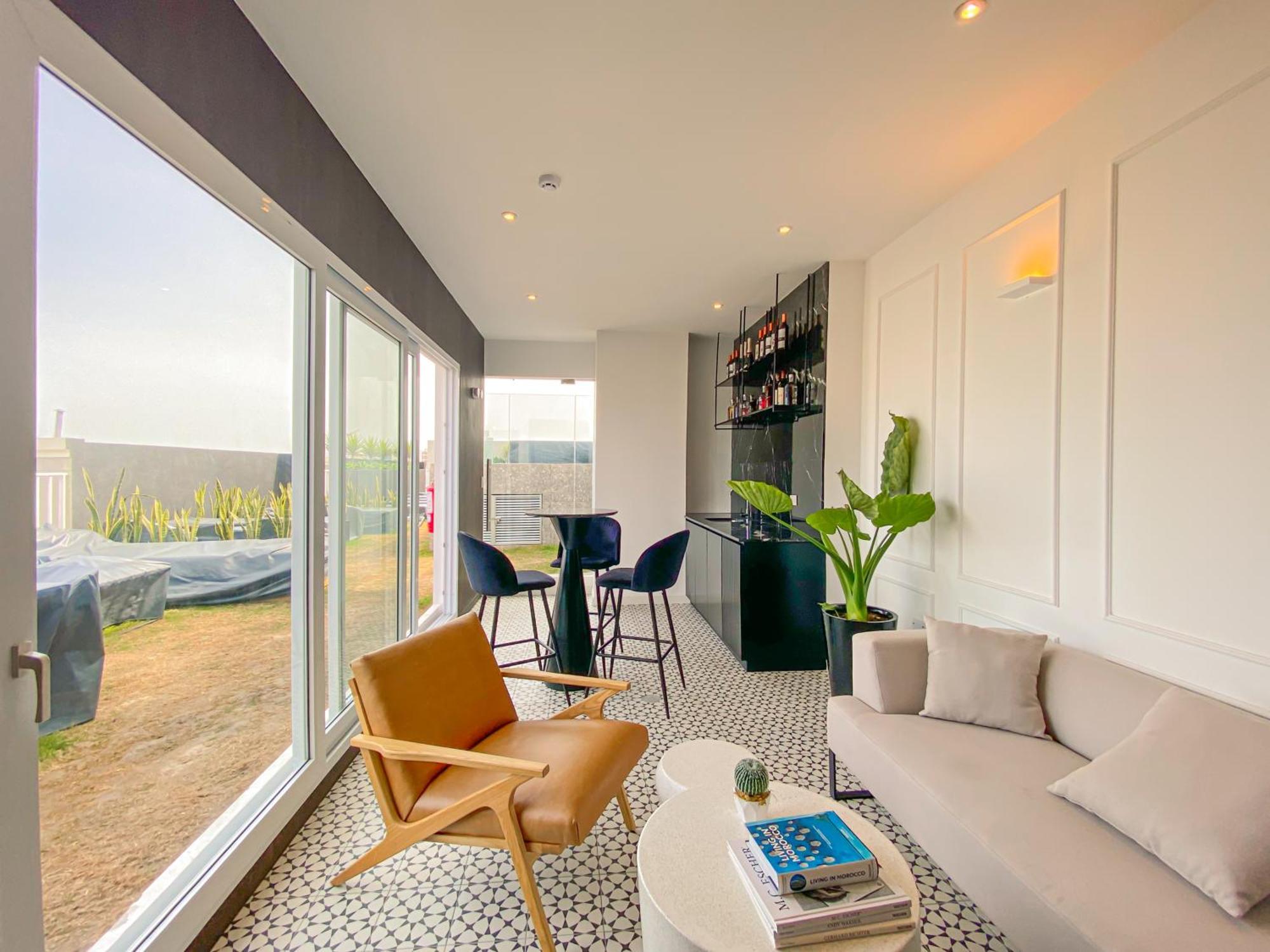 Designer - Downtown Miraflores W/parking! Apartamento *
